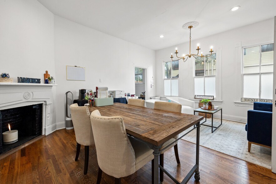 More Photos Of 306 E Oak Ave, Tampa Office For Lease