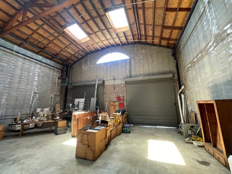 More Photos Of 1321 5th St, Berkeley Warehouse For Sale