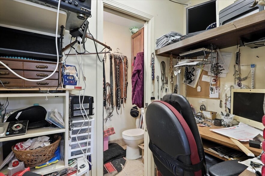 More Photos Of 2101 E Raccoon Valley Rd, Heiskell Garden Center For Sale