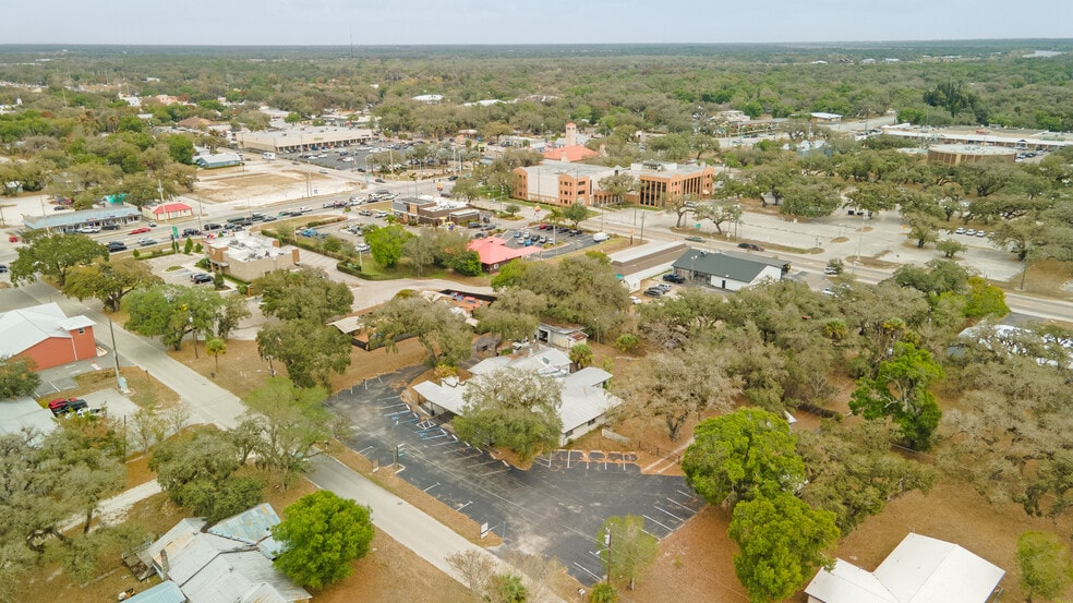 More Photos Of 93 S Hall St, LaBelle Restaurant For Sale