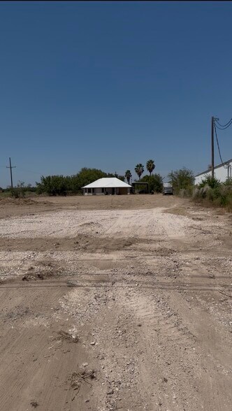 More Photos Of 4204 W Mile 3 Rd, Mission Land For Lease
