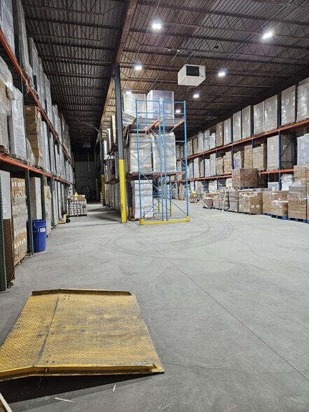 More Photos Of 264 41st St, Brooklyn Warehouse For Lease