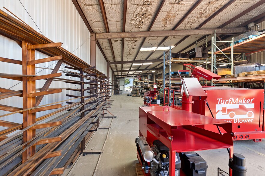 More Photos Of 4931 Grisham Dr, Rowlett Warehouse For Sale