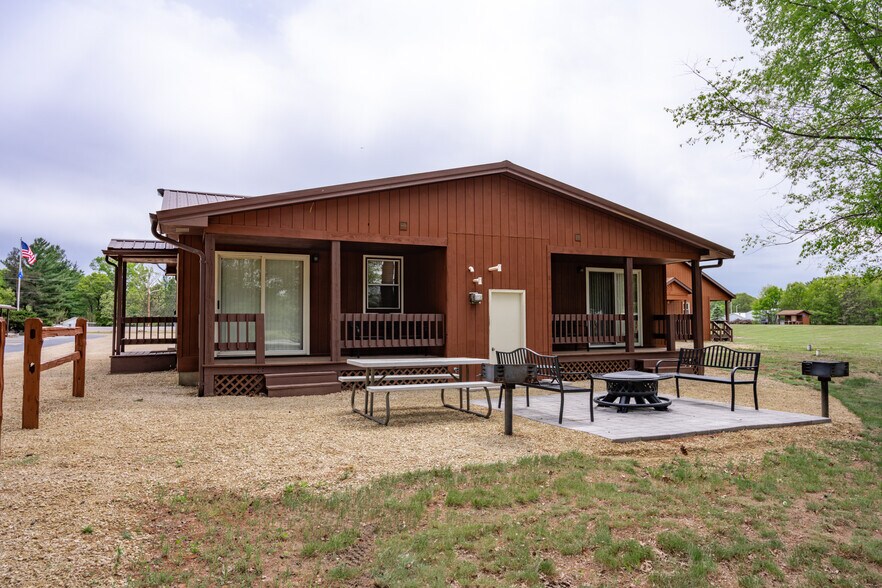 More Photos Of W5630 State Road 21, Necedah Specialty For Sale