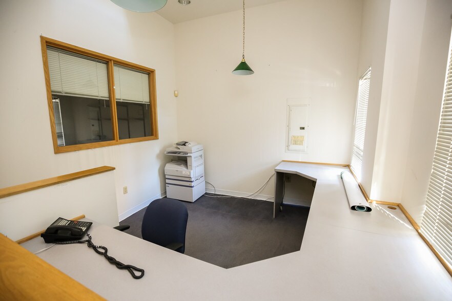 More Photos Of 1118 E Columbia Ave, Philadelphia Office For Lease