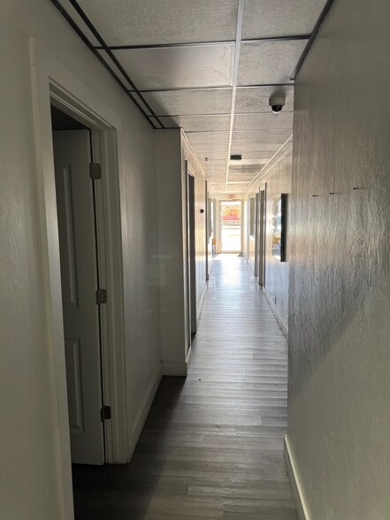 More Photos Of 3105 E Reno Ave, Oklahoma City Warehouse For Lease