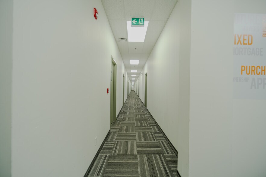 More Photos Of 3465 Platinum Dr, Mississauga Storefront Retail Office For Sale