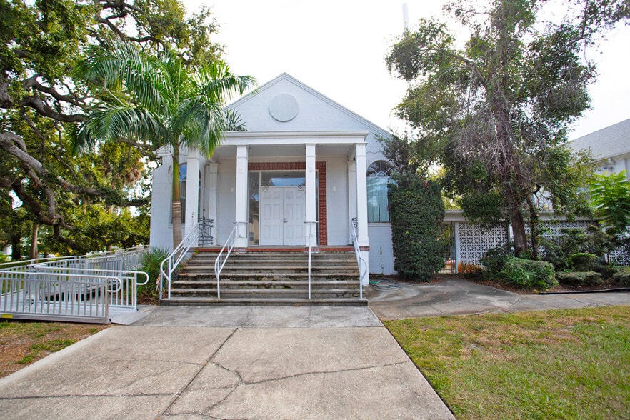 More Photos Of 1310 22nd Ave S, Saint Petersburg Religious Facility For Sale