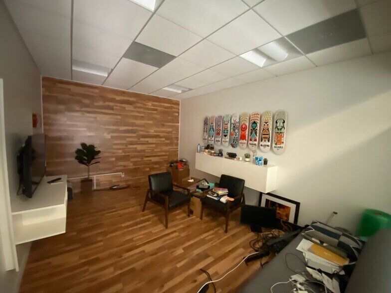 More Photos Of 9223 Eton Ave, Chatsworth Manufacturing For Lease