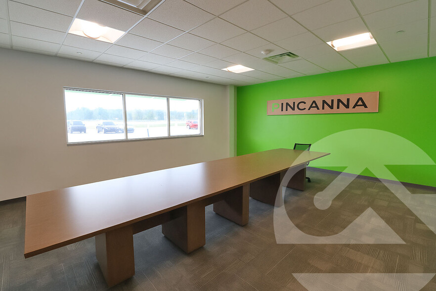 More Photos Of 419 E Pinconning Rd, Pinconning Warehouse For Sale