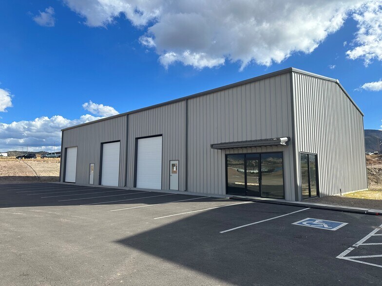 Primary Photo Of 452 Plane, Gypsum Warehouse For Lease