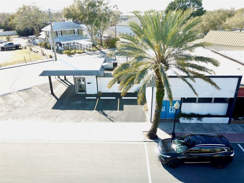 More Photos Of 212 Main St, Auburndale Flex For Sale