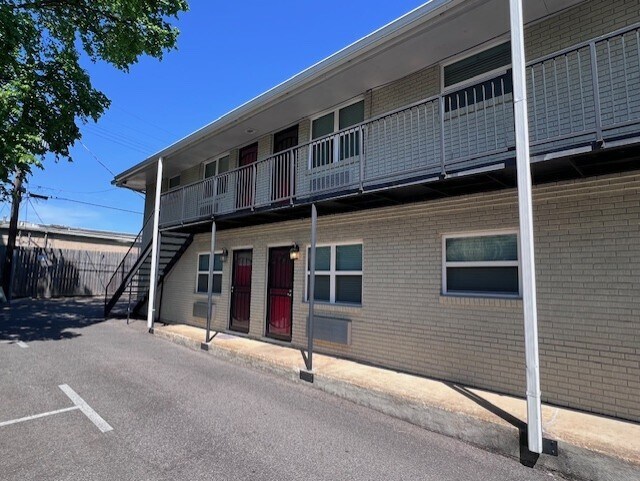 Primary Photo Of 1616 Monroe Ave, Memphis Apartments For Sale