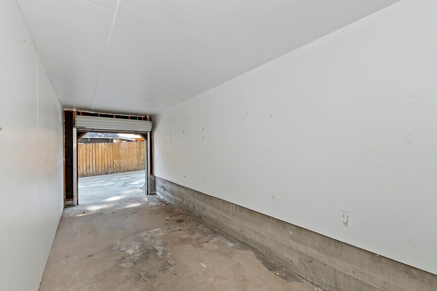 More Photos Of 41659 Big Bear Blvd, Big Bear Lake Office Residential For Lease