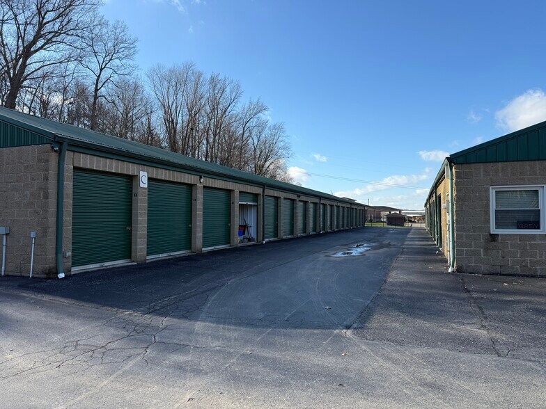 More Photos Of 200 Charles Hamilton Way, Shepherdsville Self Storage For Sale