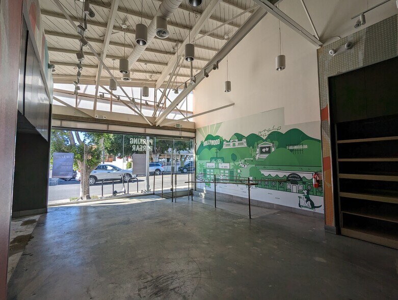 More Photos Of 1864-1870 N Vermont Ave, Los Angeles Storefront Retail Office For Lease