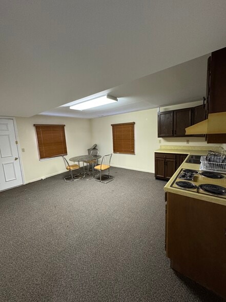 More Photos Of 112 E 10th St, Eudora Office For Sale