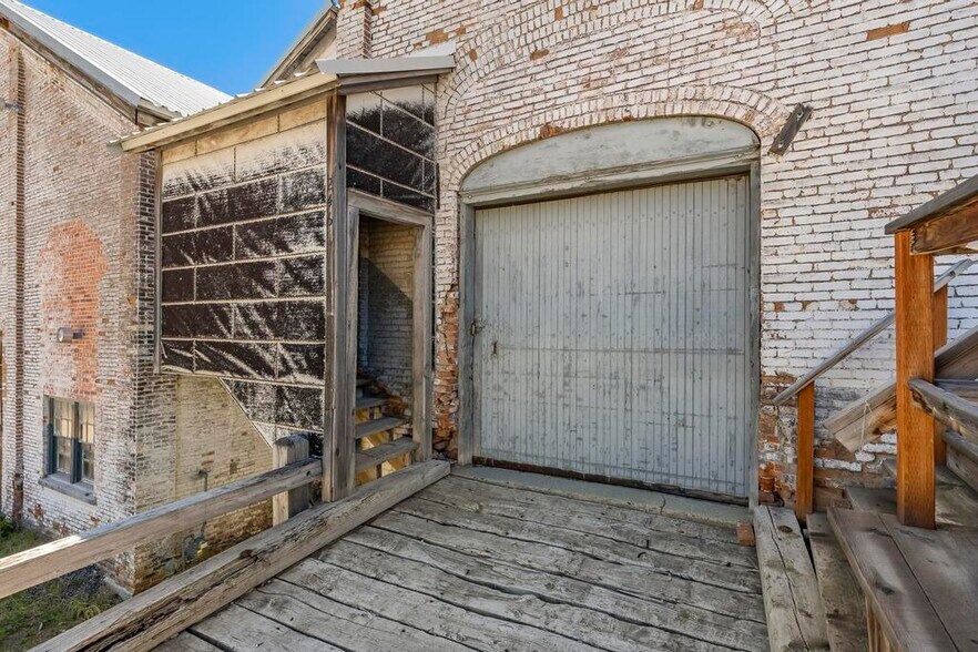 More Photos Of 244 Anaconda Rd, Butte Warehouse For Sale