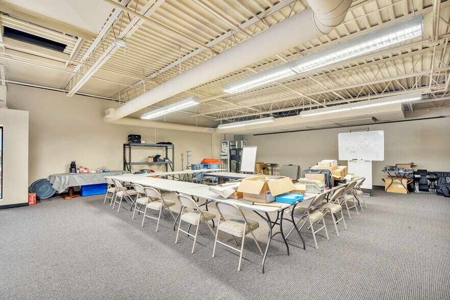 More Photos Of 2170-2180 Victor Pl, Colorado Springs Warehouse For Sale