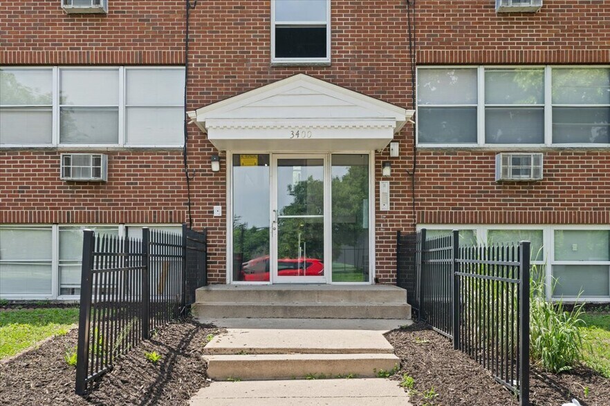 More Photos Of 3400 10th Ave S, Minneapolis Apartments For Sale