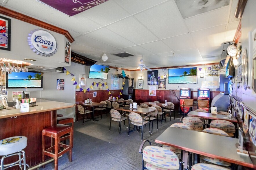 More Photos Of 819 Main St, Caldwell Restaurant For Sale