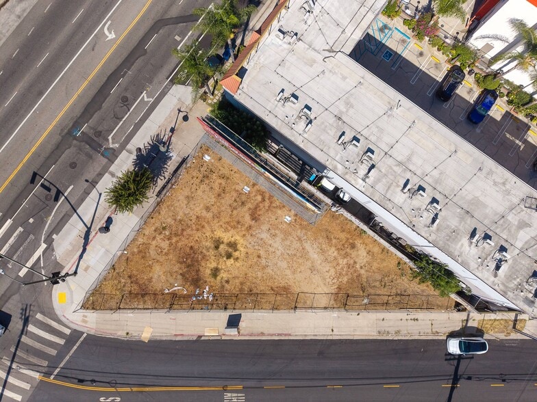 More Photos Of 2390 Colorado Blvd, Los Angeles Land For Sale