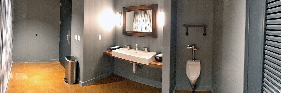 More Photos Of 306 Clanton Rd, Charlotte Office For Lease