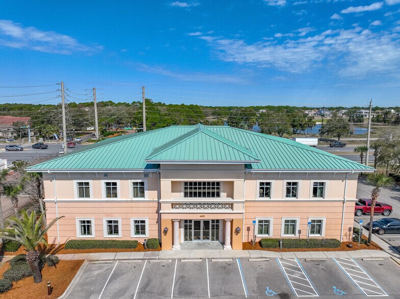 More Photos Of 4635 Gulfstarr Dr, Destin Medical For Sale