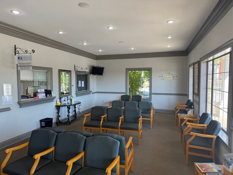 More Photos Of 520 N Pine St, Harrison Medical For Lease