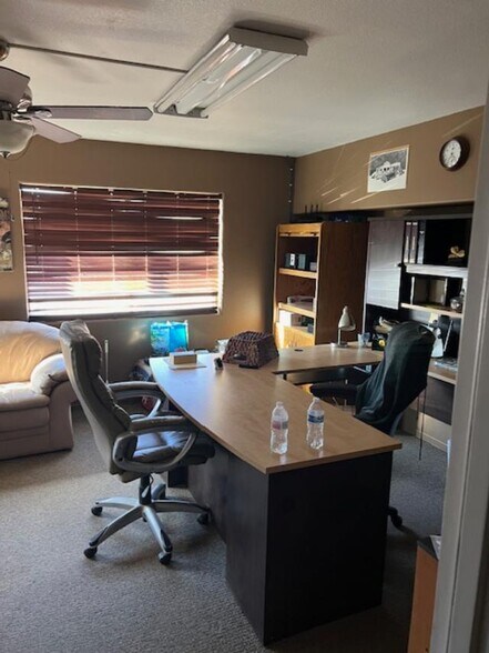 More Photos Of 35260 Bayless Rd, Wildomar Industrial For Lease