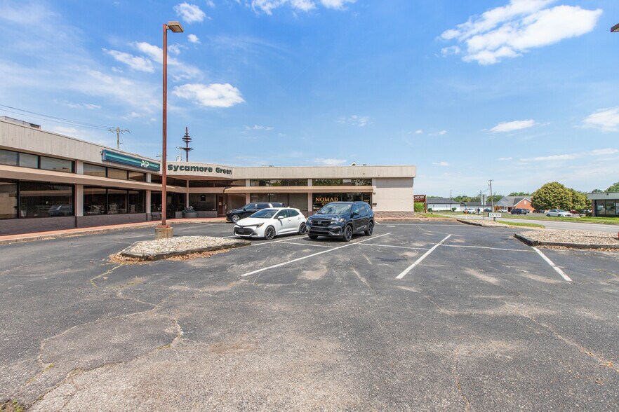 More Photos Of 808 3rd St, Columbus Storefront For Sale
