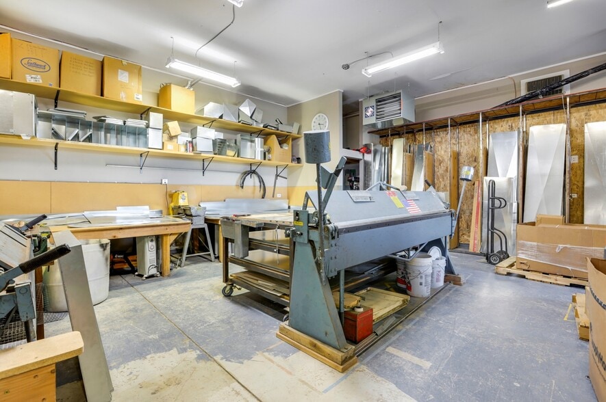 More Photos Of 1810 Park St, Castle Rock Flex For Sale