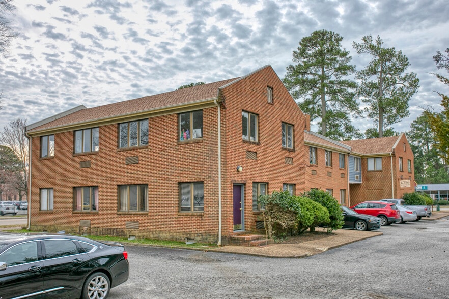 More Photos Of 160-170 2nd St, Williamsburg Office For Lease