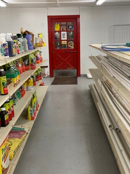 More Photos Of 17186 Highway 321, Dayton Storefront Retail Office For Sale