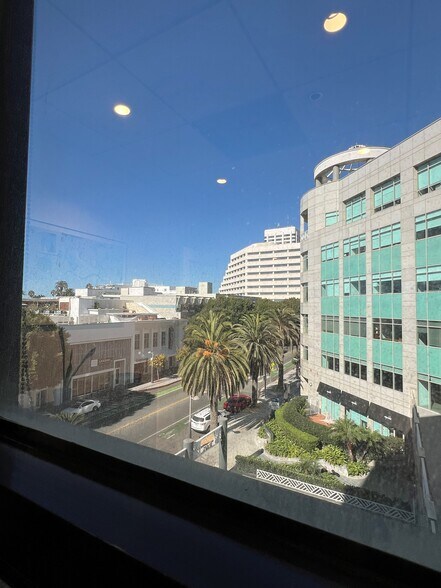 More Photos Of 201 Santa Monica Blvd, Santa Monica Office For Lease