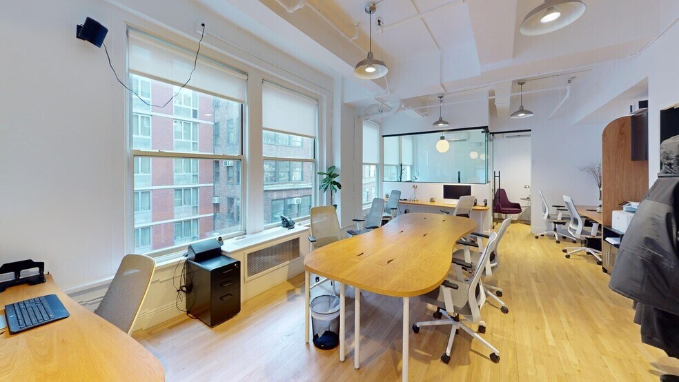 More Photos Of 336-342 W 37th St, New York Loft Creative Space For Lease