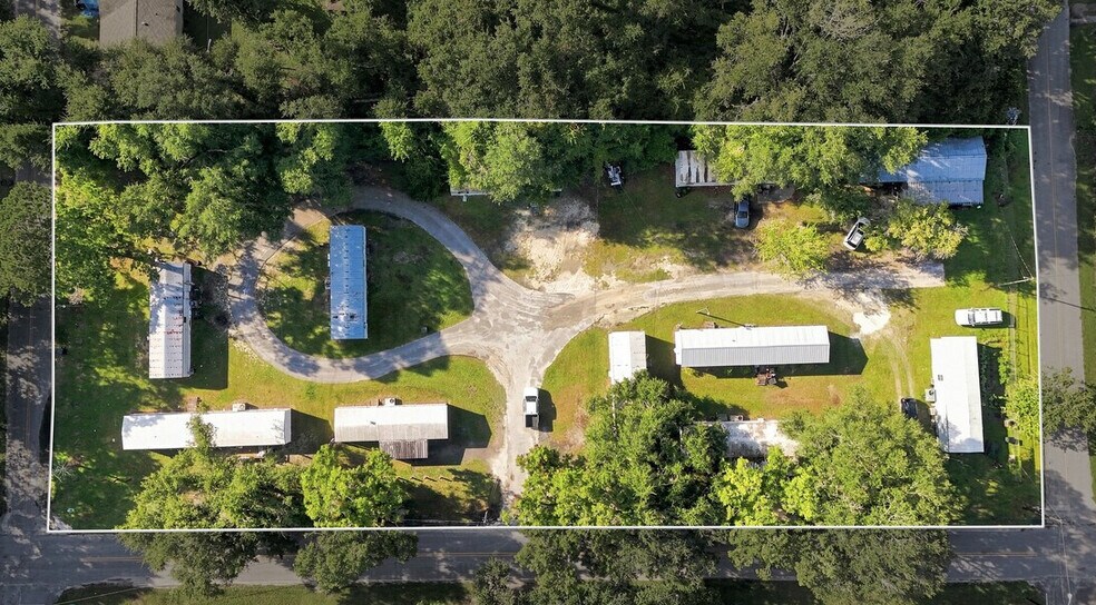 More Photos Of 33 E Peeler Ave, Lakeland Manufactured Housing Mobile Home Park For Sale