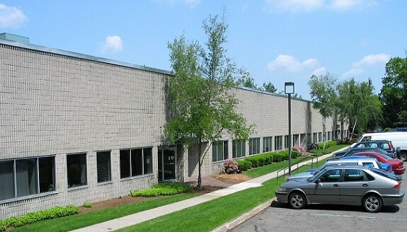 Primary Photo Of 3 Pearl Ct, Allendale Warehouse For Lease