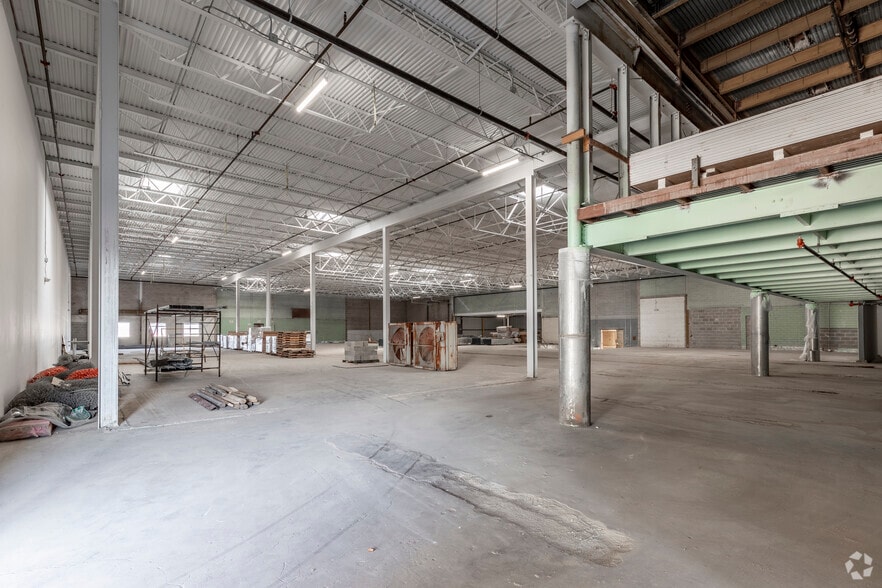 More Photos Of 215 Coca Cola Pl, San Antonio Apartments For Lease