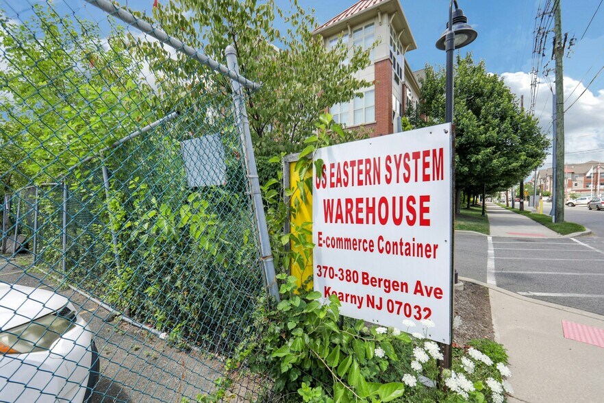 More Photos Of 370 Bergen Ave, Kearny Warehouse For Lease