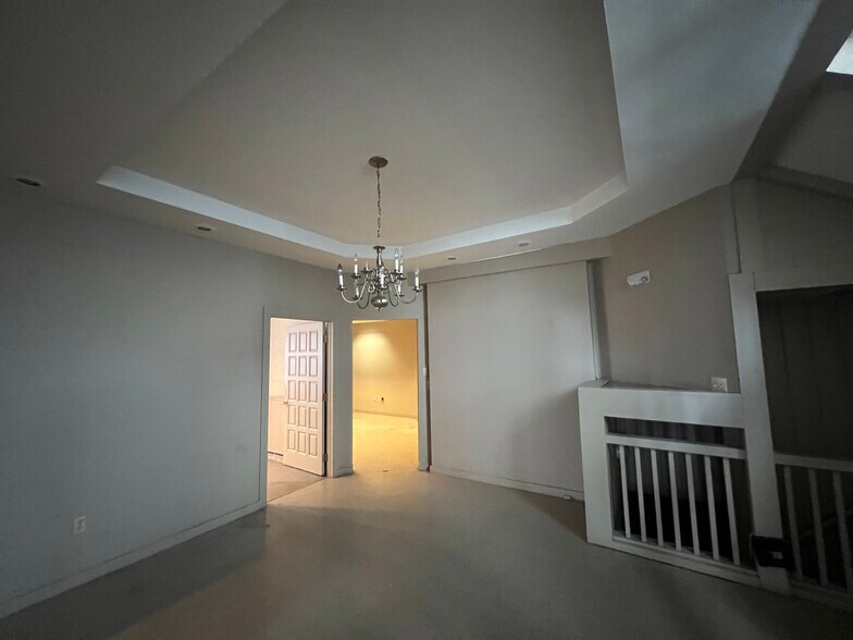 More Photos Of 387 Clinton Ave, Bridgeport Office Residential For Sale