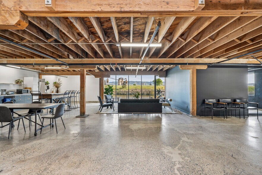 More Photos Of 429 1st St, Petaluma Office For Lease