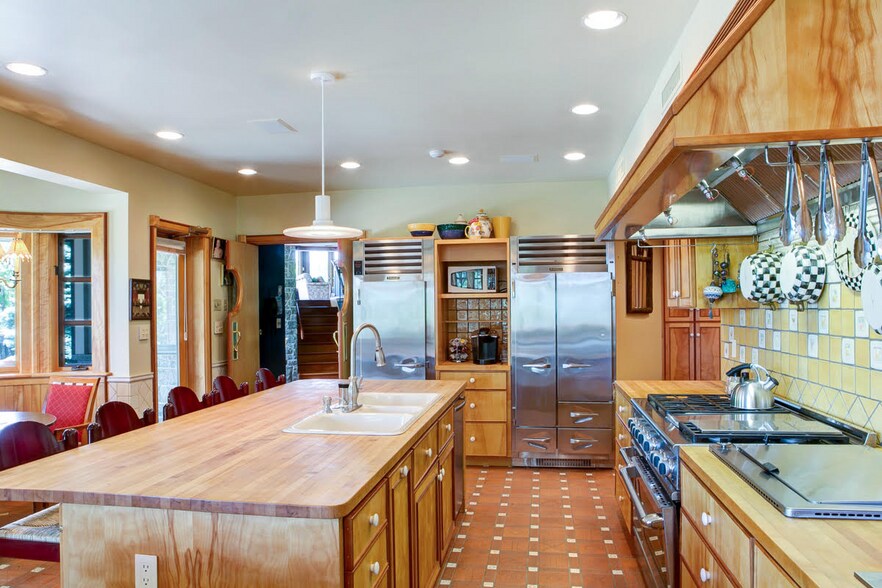 More Photos Of 6394 NY-86, Jay Hotel For Sale