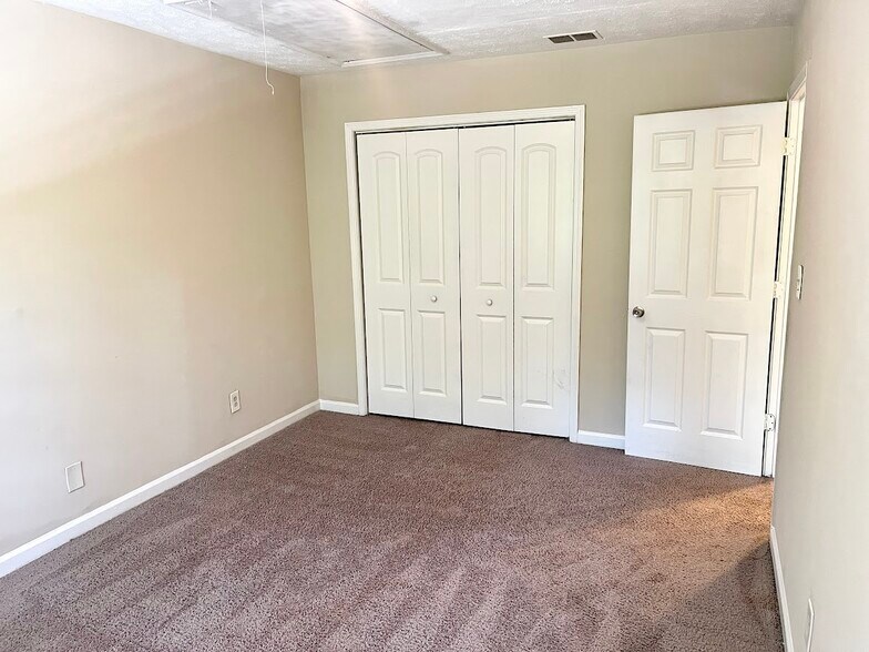 More Photos Of 2611 Golfview Ter SE, Conyers Multifamily For Sale