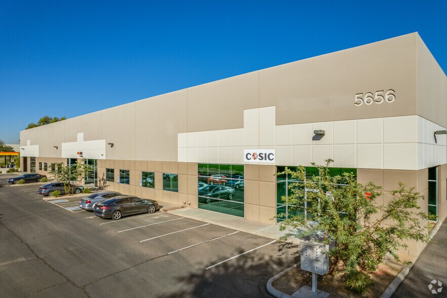 More Photos Of 5701 W Latham St, Phoenix Unknown For Lease