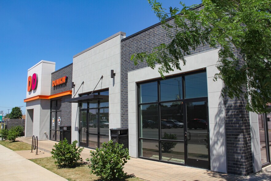 More Photos Of 6435 S Cicero Ave, Chicago General Retail For Lease