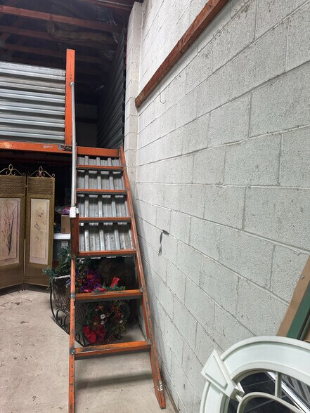 More Photos Of 1512 Bethlehem Pike, Flourtown Light Distribution For Lease