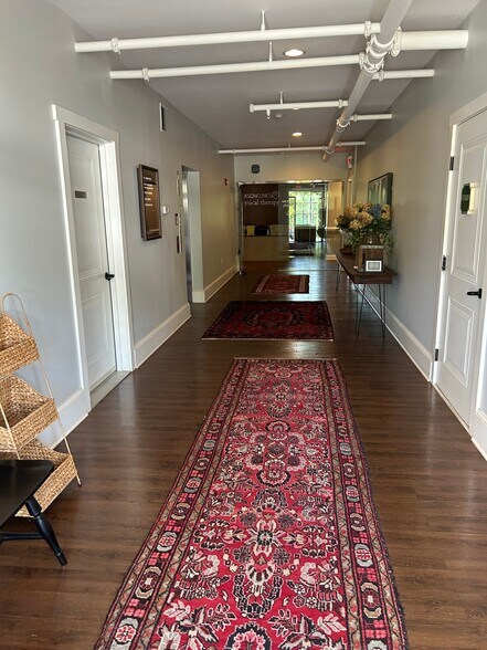 More Photos Of 115 The Plains Rd, Middleburg Office For Lease