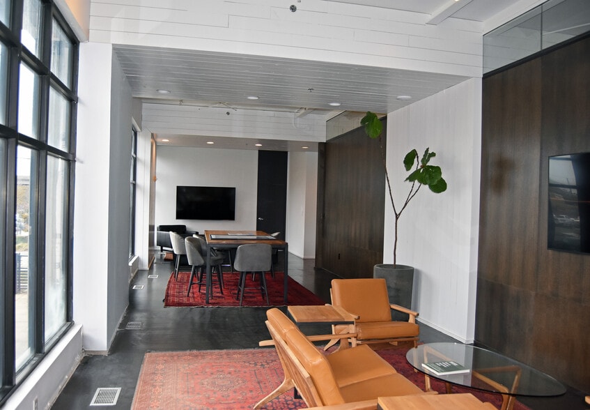 More Photos Of 2226 1st Avenue S, Birmingham Office Residential For Sale