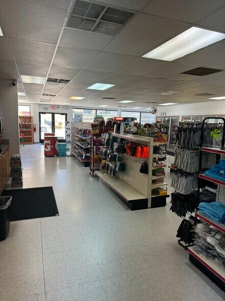 More Photos Of 24810 24810 N US-95, Orovada Service Station For Sale